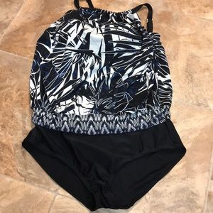 Tropiculture swimsuit NWOT